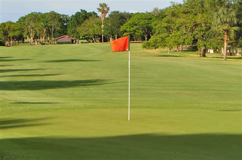 Lake Wales Country Club, Lake Wales, Florida - Golf course information and reviews.