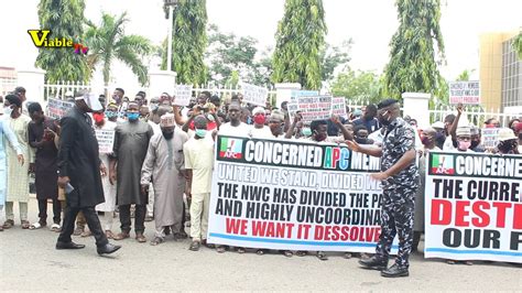 Apc Crisis Deepens As Protesters Storm Apc Secretariat Call For Sack