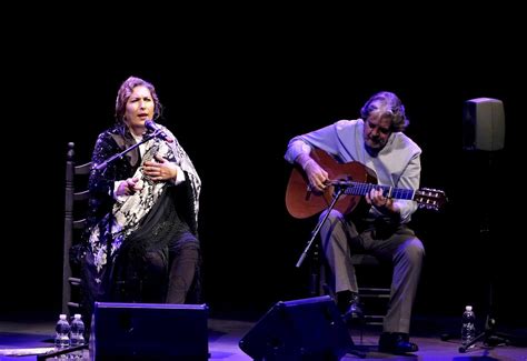 Estrella Morente Y Rafael Riqueni Ponen El Broche De Oro A La Bienal