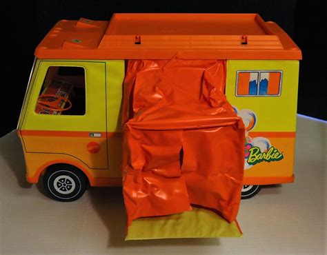 1970's Vintage Barbie Country Camper - In NICE Condition!