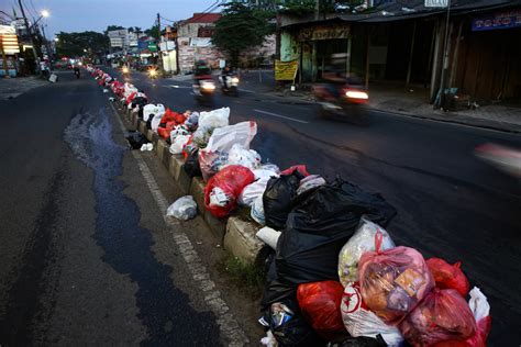 Mudik Dan Lebaran 2024 Berpotensi Hasilkan 58 000 Ton Sampah Kompas Id