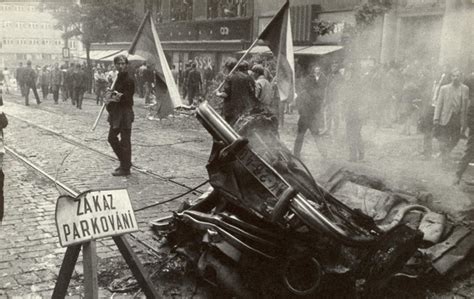 Picturing Power: Photographs of the Invasion of 1968 in Czechoslovakia | Visual History