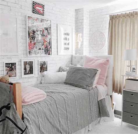 14 Insanely Cute Dorm Headboard Ideas That Will Make Your Dorm Look WAY ...