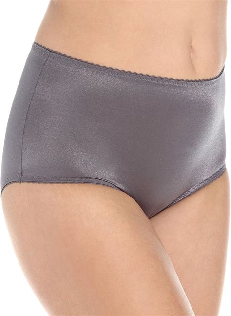 Vassarette Womens Undershapers Light Control Brief 40001 Amazonca Clothing Shoes And Accessories