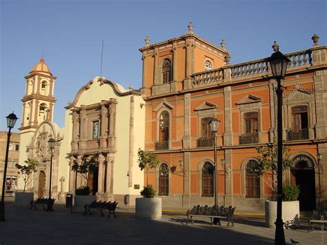 Uaslp Edificio Central Slp México 2002 Fachada Del Edifi Flickr