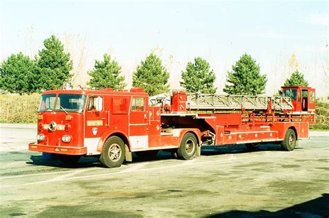 Fire Apparatus Slide Fdny Training Academy Seagrave Tiller Tda