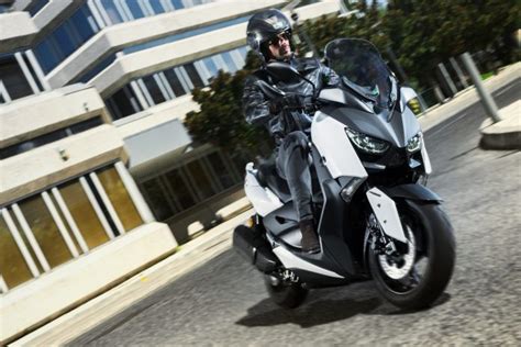 Yamaha Xmax Scooter First Look Fast Facts