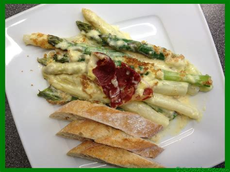 Berbackener Spargel Mit Serrano Schinken Sauce Hollandaise Schnin