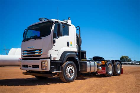 2022 Isuzu Fxy240 350 6×4 Prime Mover Plantman