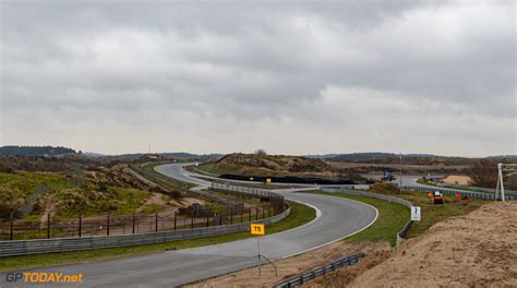 Aanleg Van Toplaag Asfalt Begonnen Op Circuit Zandvoort Gptoday Net