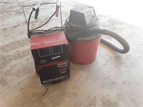 Century 200 Amp Battery Charger And Shop Vac Bigiron Auctions