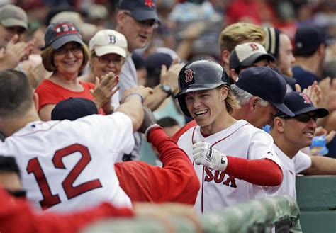 Brock Holt Becomes First Boston Red Sox To Hit For Cycle Since 1996 Sox Snap Seven Game Losing