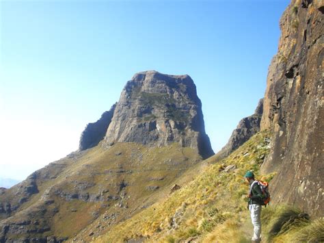 Waarom Je De Sentinel Peak Wandeling In Zuid Afrika Moet Maken