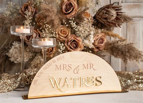 Rustic Wood And Golden Top Table Mr Mrs Signs With Stand Country Barn