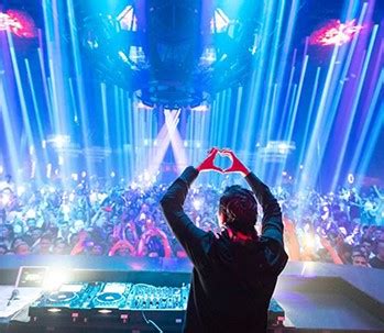 Las Vegas Gay Bachelor Party Guide