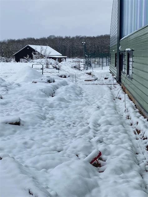 Le Complexe De Tennis Sous La Neige Tennis Club De L Iton Damville