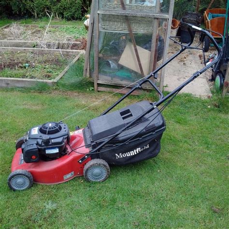 Mountfield Sp Self Propelled Petrol Lawn Mower In Cookham