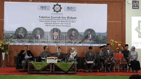 Silaturahmi Orang Tua Mahasiswa Baru FSH UINSA