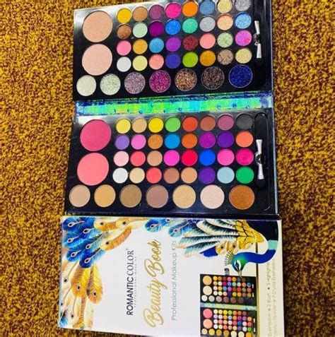 82 Colors Makeup Eyeshadow Palette Nude And Glitter Eyeshadow Kit With