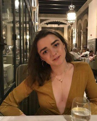 Maisie Williams Nude Porn Pictures Xxx Photos Sex Images Page Pictoa