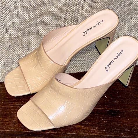 Super Node Cute Nude Leather Pattern Slip In Shoe Gem