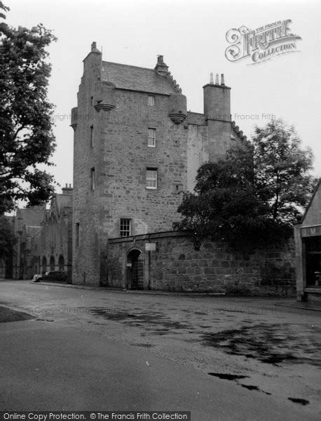 Photo of Dornoch, Castle 1952 - Francis Frith