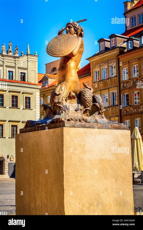 Mermaid Statue, symbol of Warsaw, Poland Stock Photo - Alamy