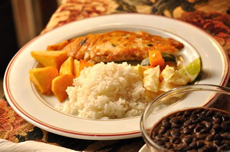 Traditional Cuban Flavour In Old Havana Cafe La Mina Food Gypsy