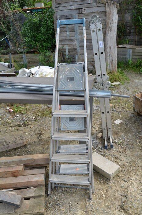 Alu Trapladder Treden Alu Trapladder Treden Nv Lussis M N