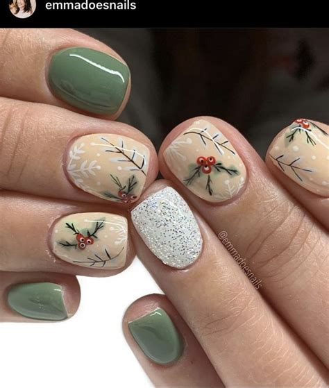 Pin By Sara Marie On Manicures Xmas Nails Nails Christmas Nails