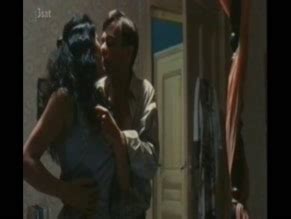 REISE NACH WEIMAR NUDE SCENES AZNude