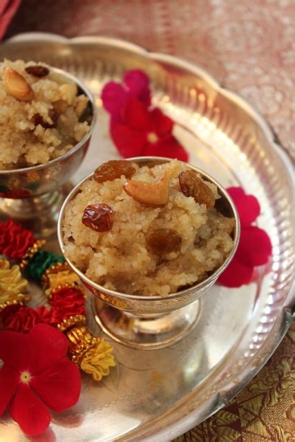 Navratri recipes - Day 4: Cracked Wheat Halwa (Godhuma Rava Halwa) | Annavaram Prasadam | Madhu ...