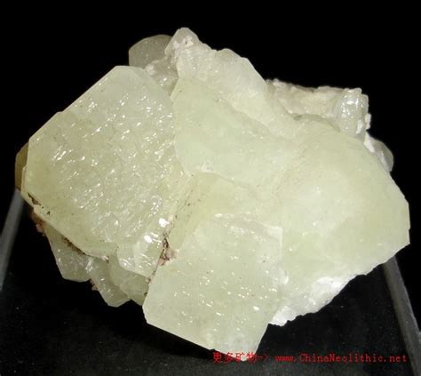 硅硼钙石 Datolite 矿物图片 矿物百科 石器时代 矿物晶体 矿物标本 珠宝首饰 彩色宝石 玉石翡翠 宝石原料 加工定制 水晶饰品