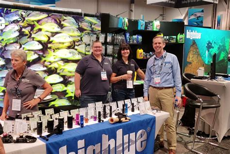 About Us – Bigblue Dive Lights