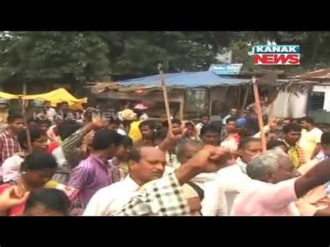 Protest In Niyamgiri Demanding Development Of Dongria Kondh Youtube