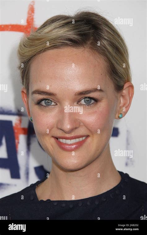 jess weixler   east premiere held   arclight