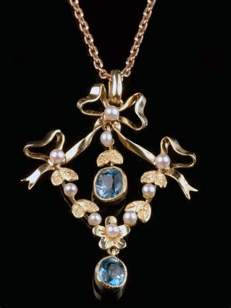 15ct Victorian Aquamarine And Pearl Pendant Necklace Goodwins Antiques