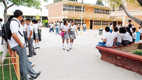 Aseguran navaja y desarmador en Operación Mochila en Conalep Frontera