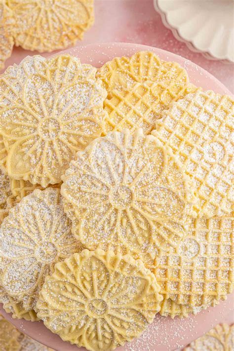 Easy Vanilla Pizzelle Cookies Recipe