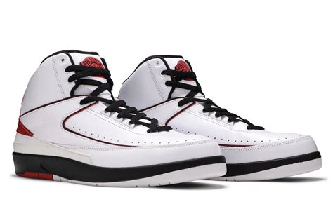 Air Jordan 2 Chicago Varsity Red 2022 Dx2454 106 Release Date Sbd