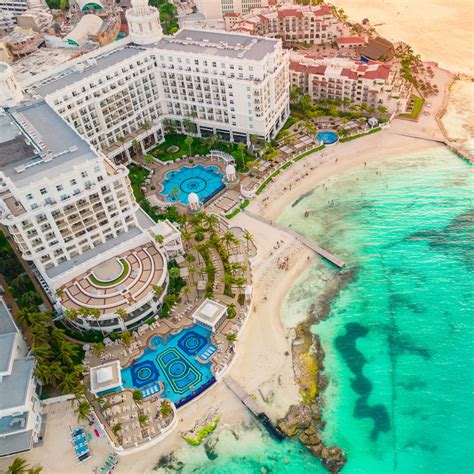 What Travelers To Cancun Should Know About Resorts' All-Inclusive Vs ...