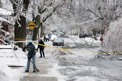 Ice Storm Paralyzes Toronto | TIME.com