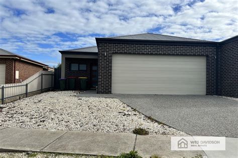 113 Bodey Court Horsham Vic 3400 Townhouse For Rent Domain