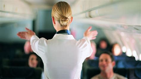 Flight Attendants Are Burned Out And Quitting Right Heres Why