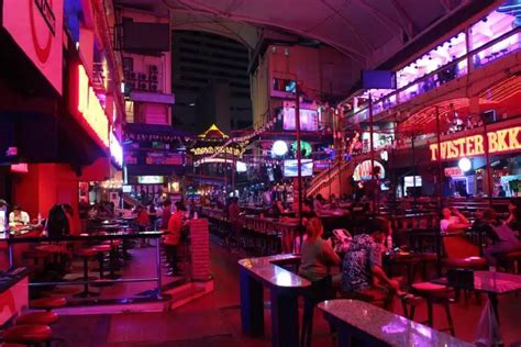 Nana Plaza Bangkok Info And Tips For The Red Light District