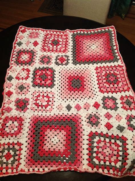 Shabby Chic Granny Square Throw Pattern By Leonie Morgan Granny