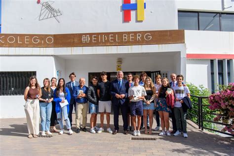 El Rector De La ULPGC En Un Desayuno Coloquio Con Los Graduados Del