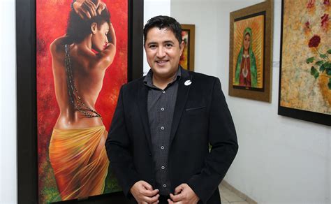 Guillermo García celebra 35 años en la pintura CHIC Magazine