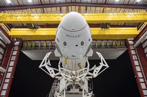 Feu Vert De La Nasa Au Premier Vol Habité De Spacex