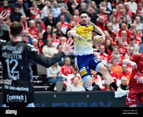 Kielce S Alex Dujshebaev In The Ehf Champions League Group A Men S